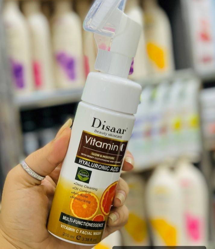 ديزار غسول فيتامين سي وهيالورونيك فوم 200 مل
