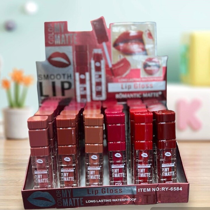 رومانتيك مات ليب جلوس سموث