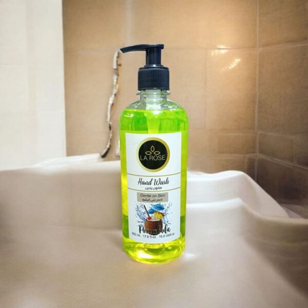 لاروز هاند ووش بيناكولادا 650 مل